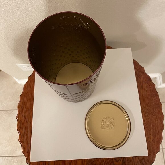 Canadian Club Vintage Imported Whiskey Large Collector’s Tin 1.75 Litre - Picture 10 of 14